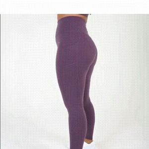 𝅺love Fitness Women's Size Small Elite Pocket Leggings Purple size medium